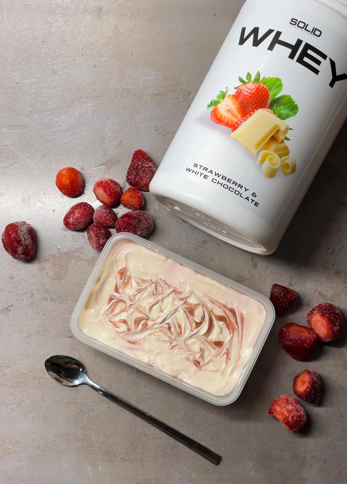 Strawberry Cheesecake Overnight Oats