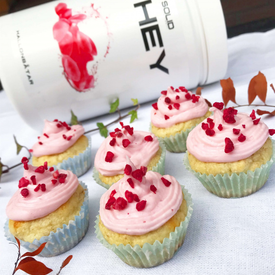 Proteincupcakes med hindbådsfrosting